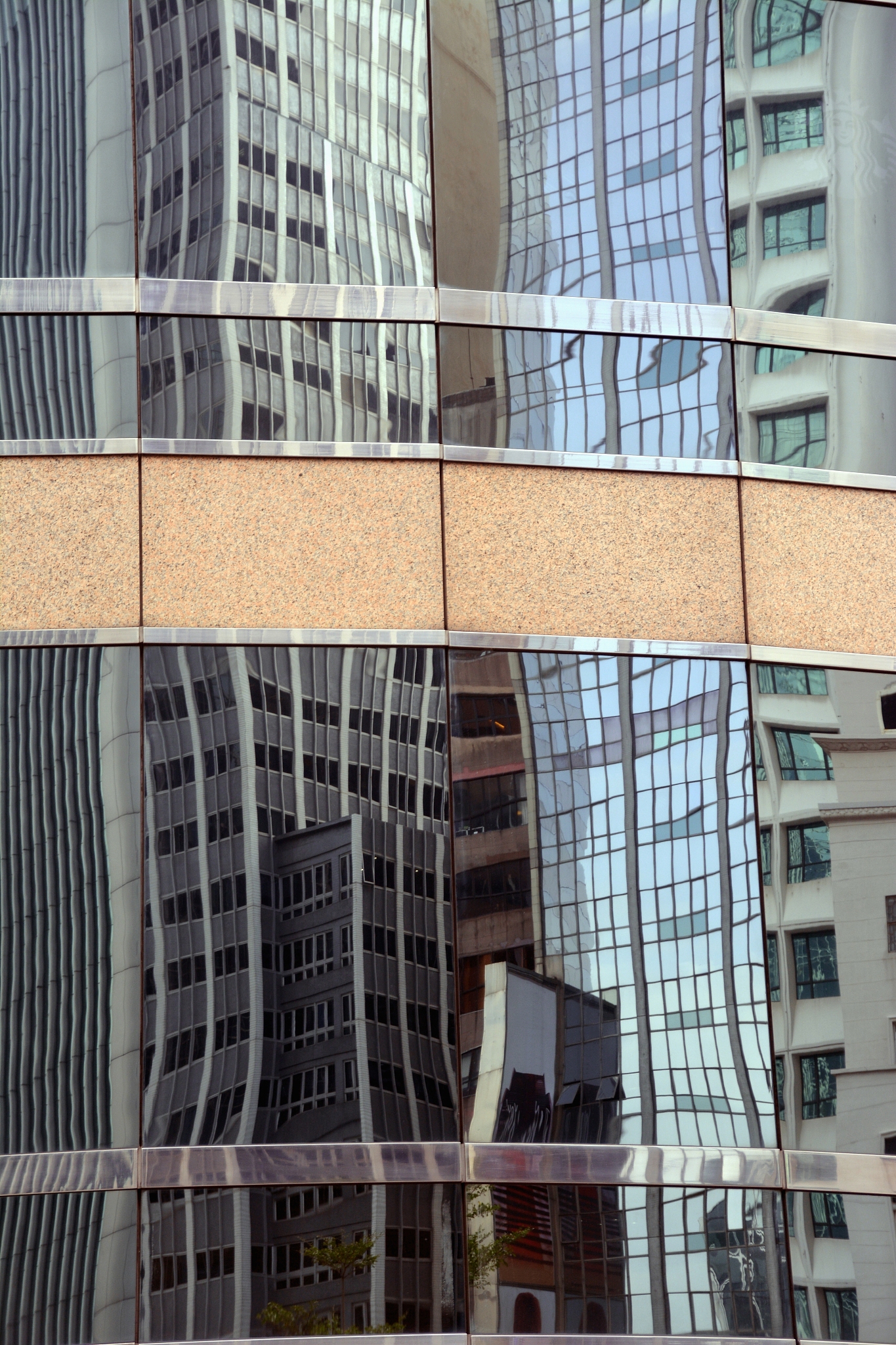 药店玻璃价格一览：种类、厚度、加工影响因素