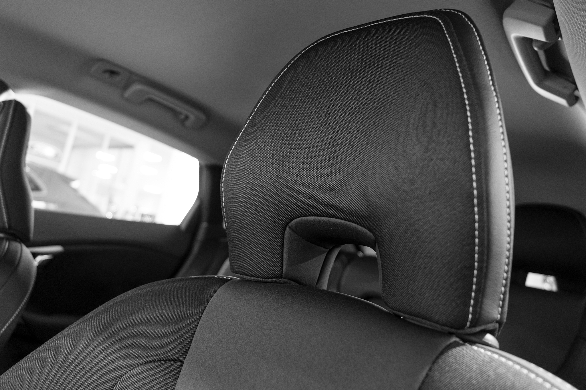 写一段20字左右的汽车坐垫链接标题