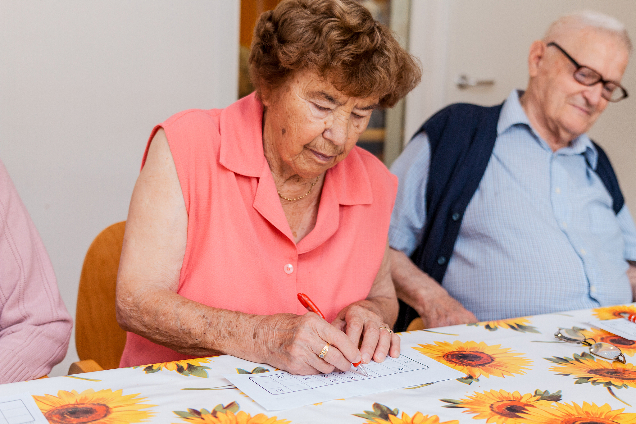 关于描写自己以后50岁的生活样子详细具体要求4000字