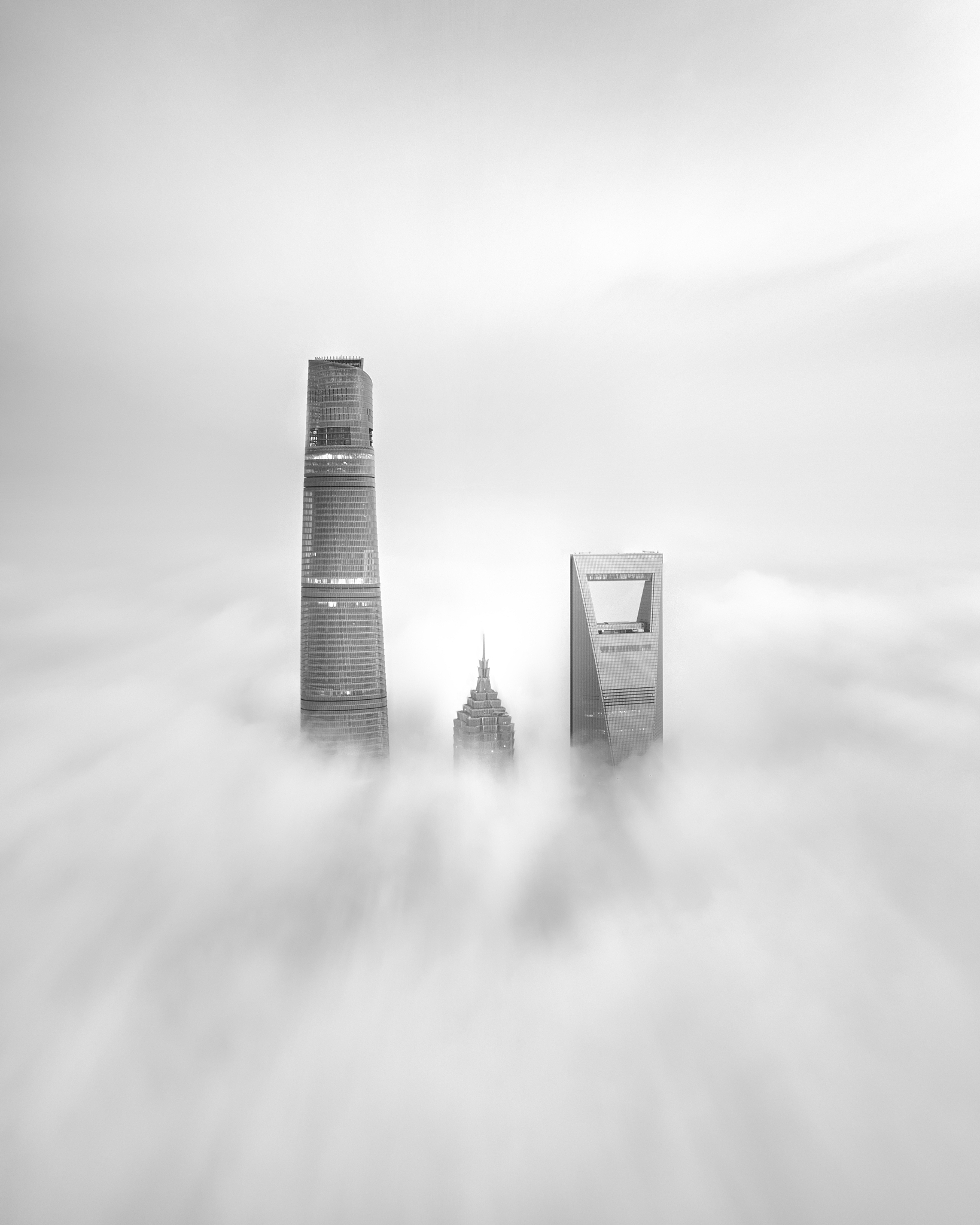 海市蜃楼的期盼：渴望自由，重获新生