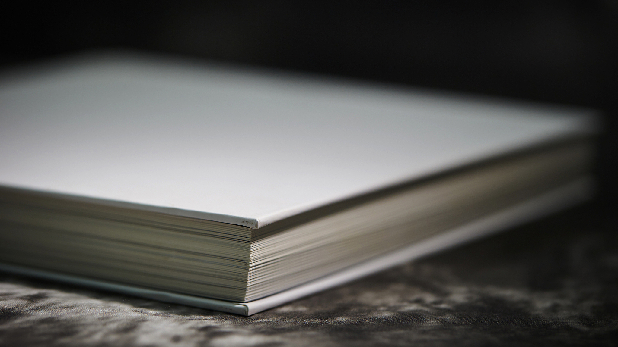 围绕对书本油墨味难闻闻得脑袋疼产品质量差的差评300字