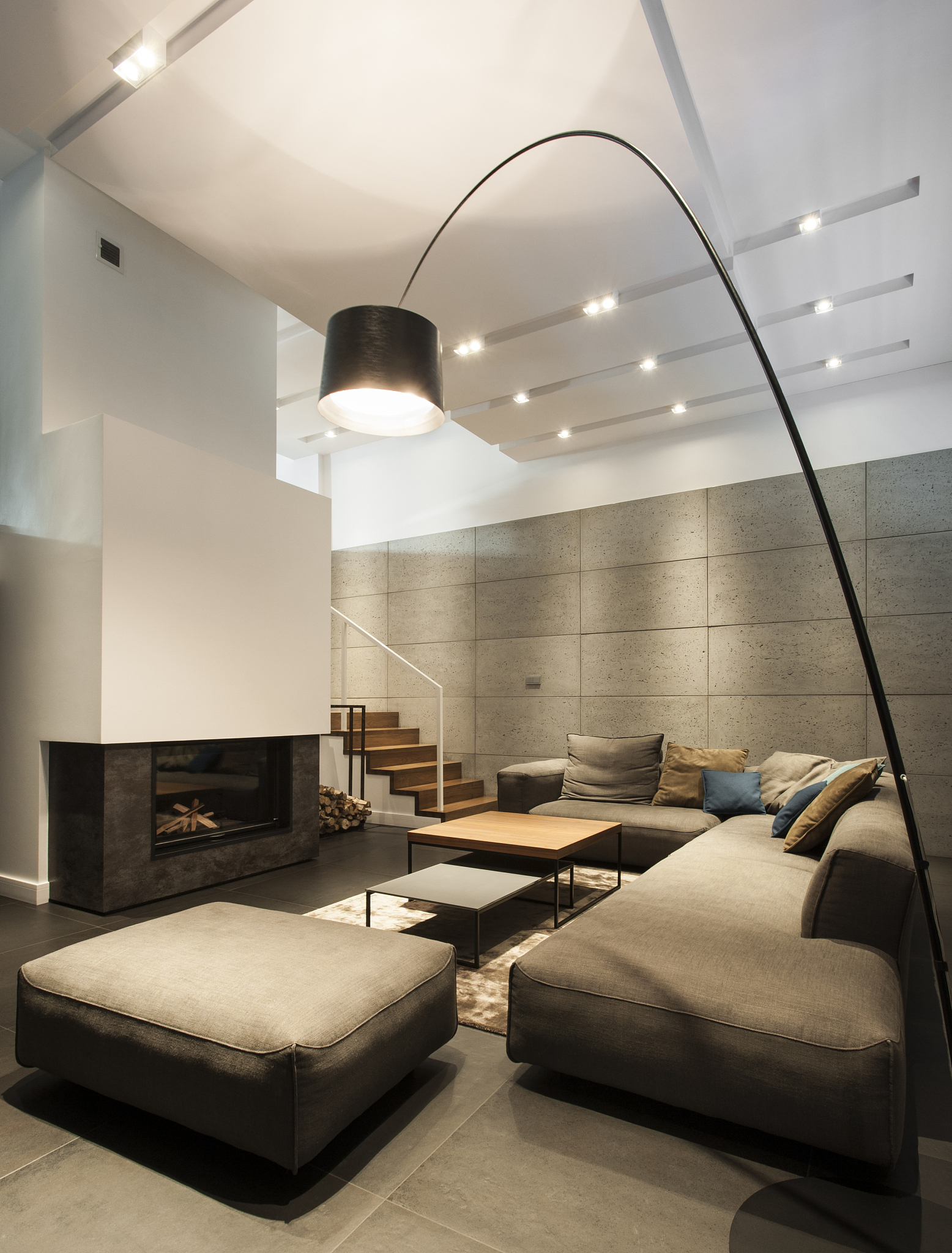 多功能空间灯光设计：打造灵活舒适的家居环境