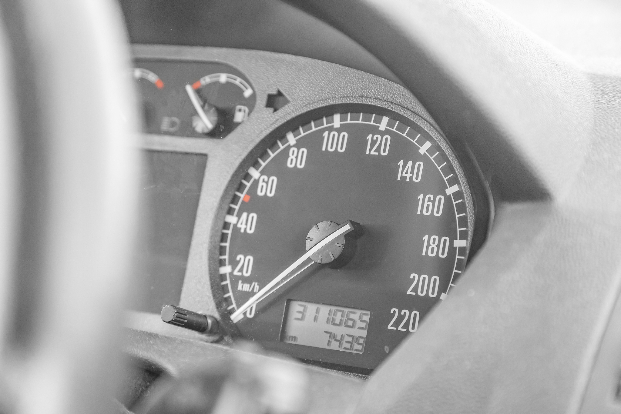 speedometer in the car