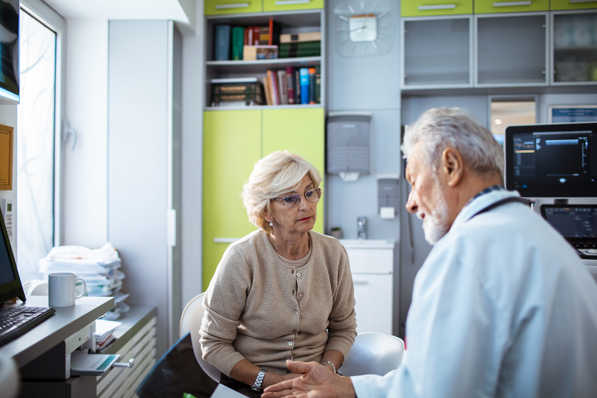 大学生护理研究课题: 8大方向助你深入了解护理实践