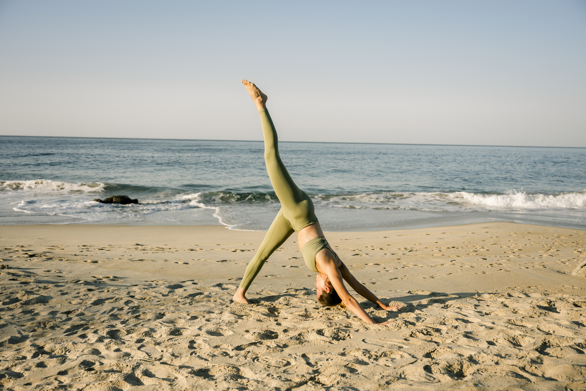 全球瑜伽日盛大举行：数百万瑜伽爱好者共襄盛举