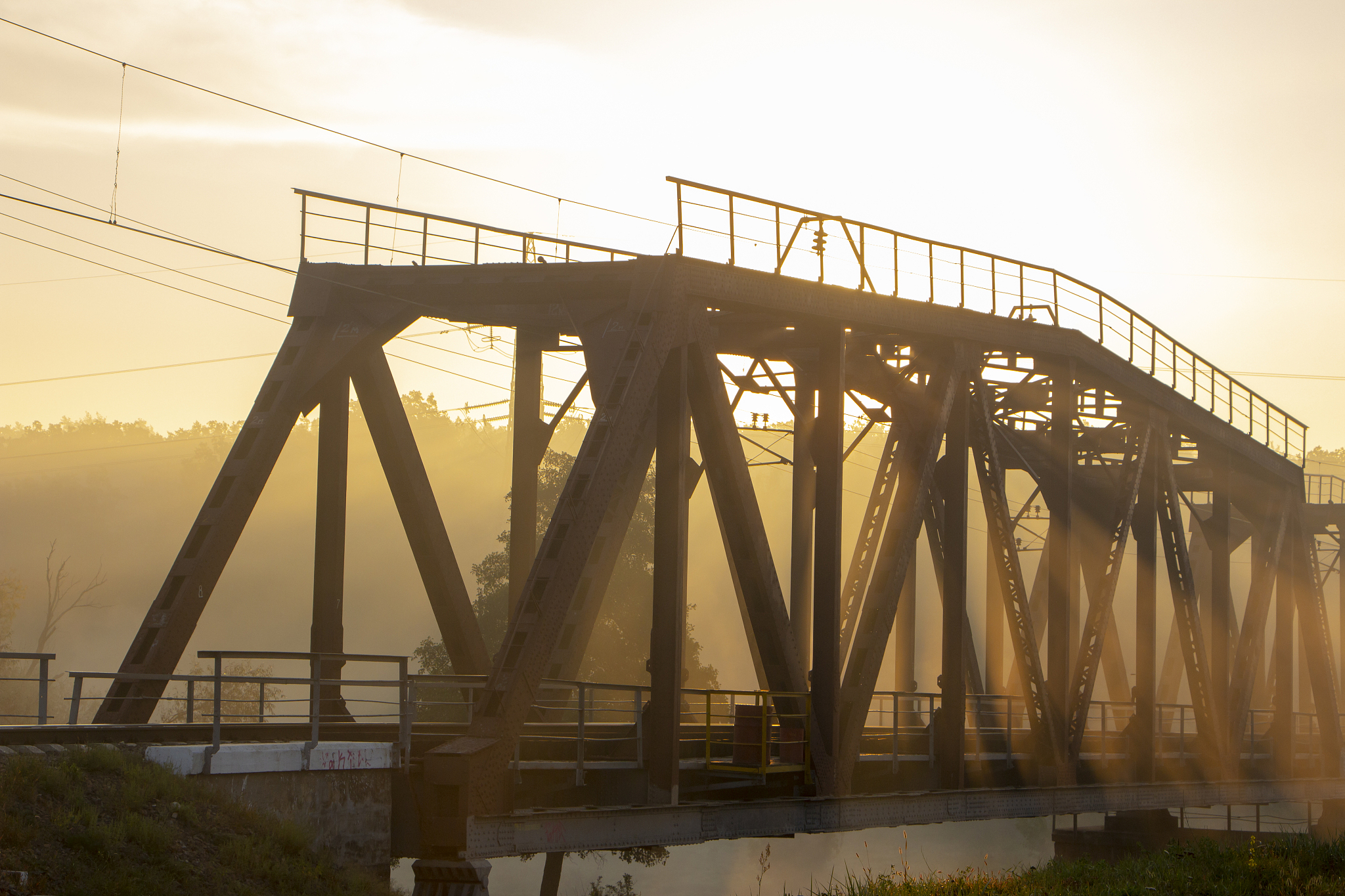 贵州铁路工程学校为社会输送了什么类型人才