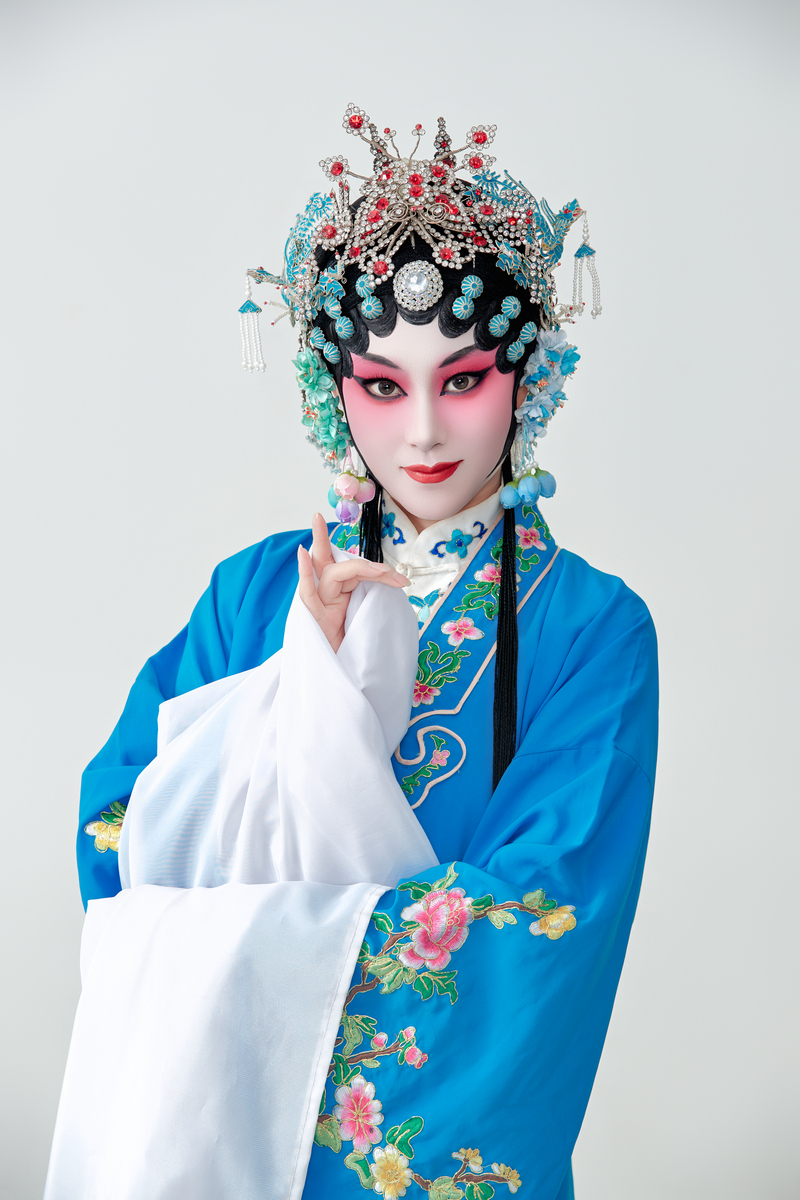 京剧和昆曲的青衣(女旦)角色,被誉为中国戏曲的国粹