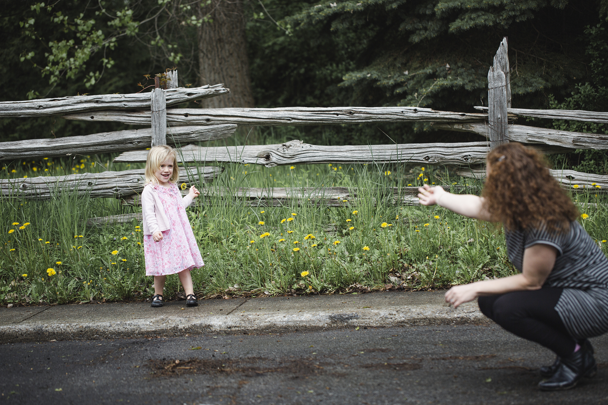 pregnant woman with her little girl