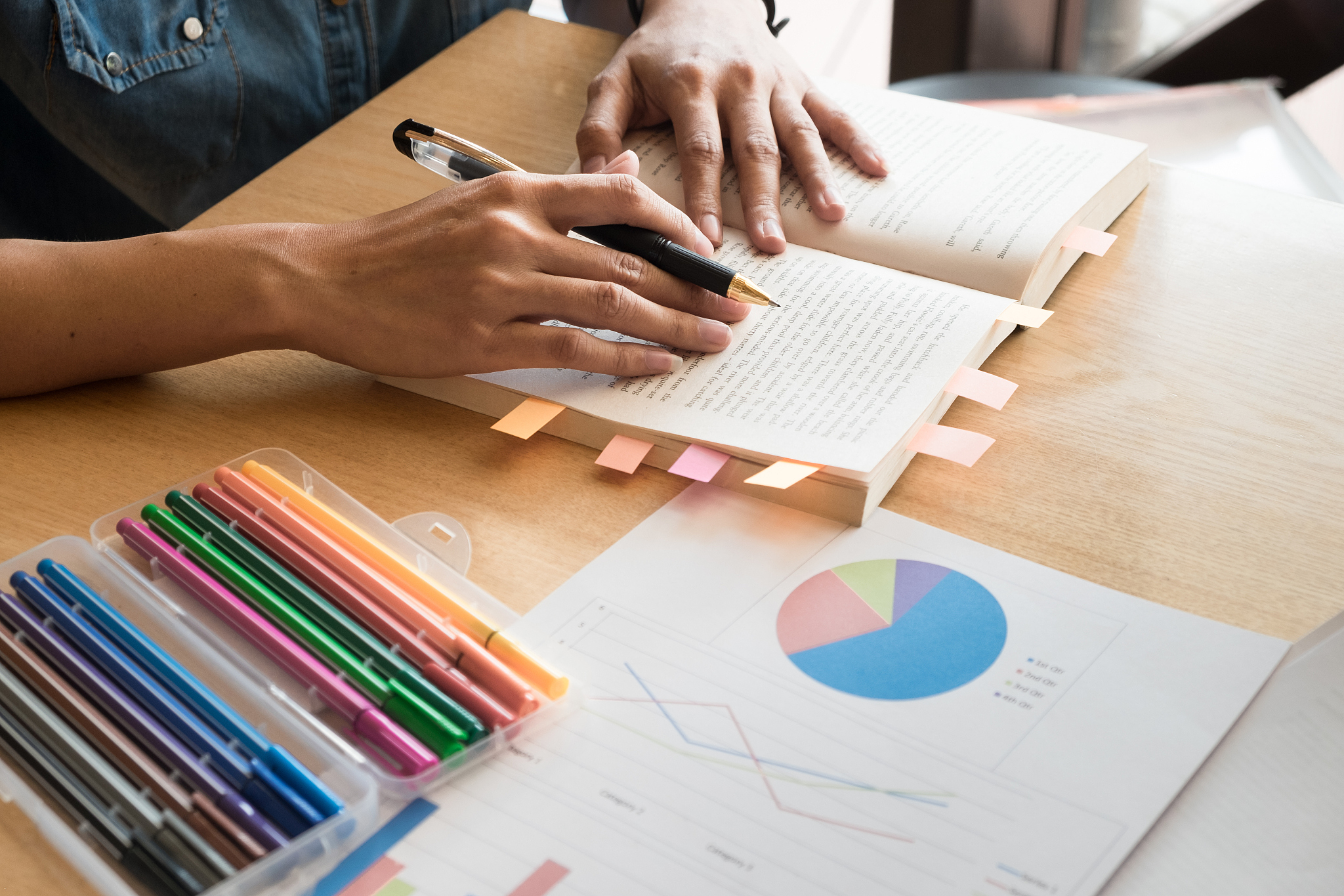 大学贫困认定申请书 - 申请书模板及范文