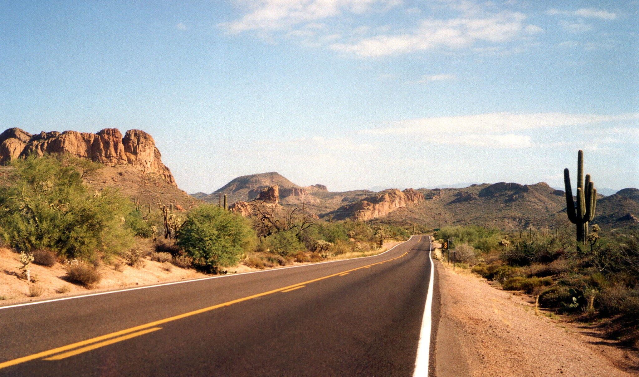 apache trail scenic drive, arizona