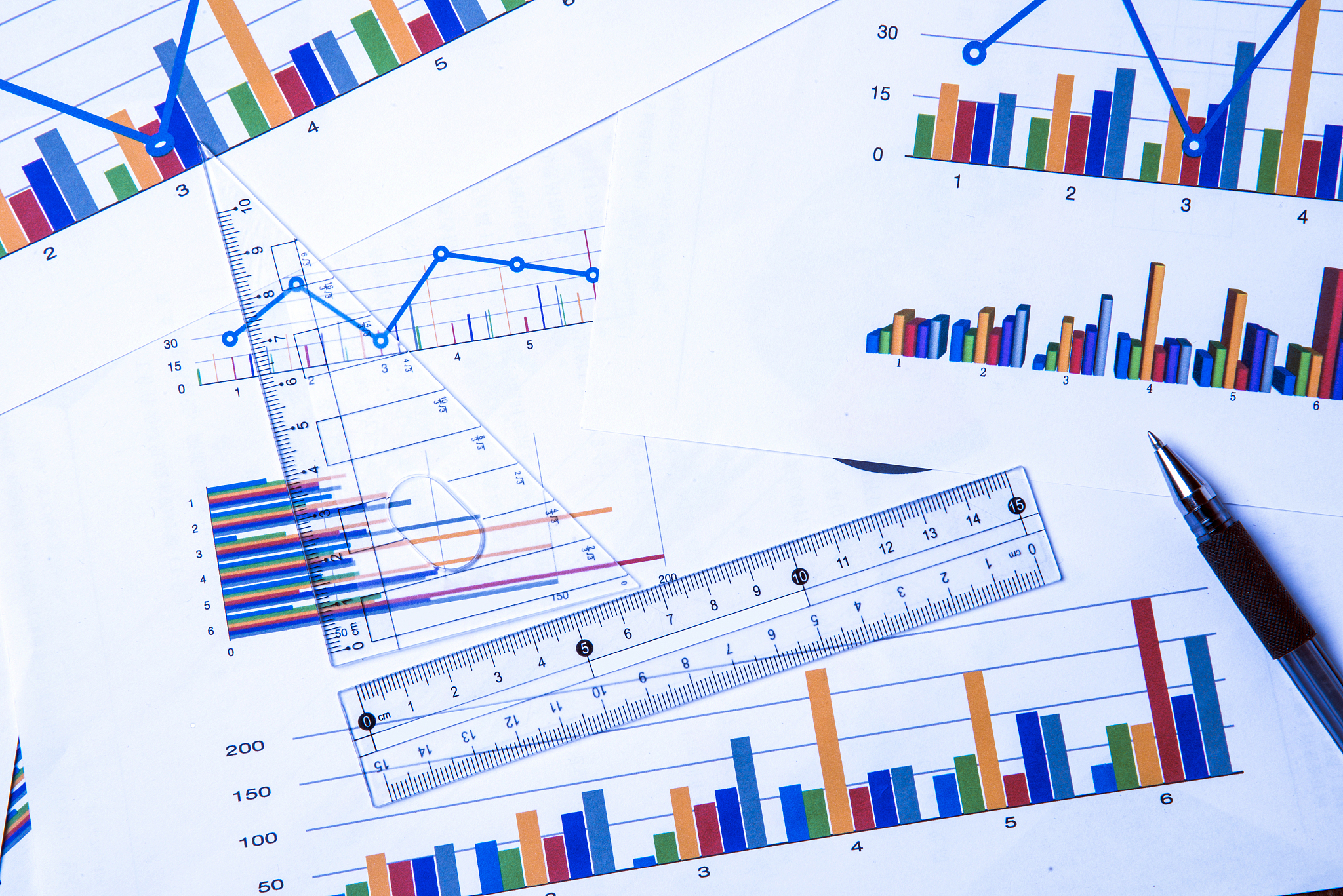 Echarts 分时图实现代码示例 - 基于时间轴的图表展示