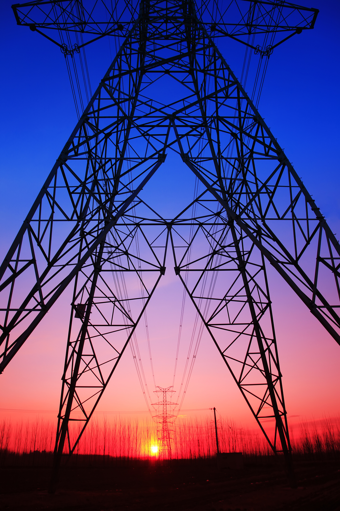 郑州电缆技工学校的电线电缆制造5年大专、高技工学制几年