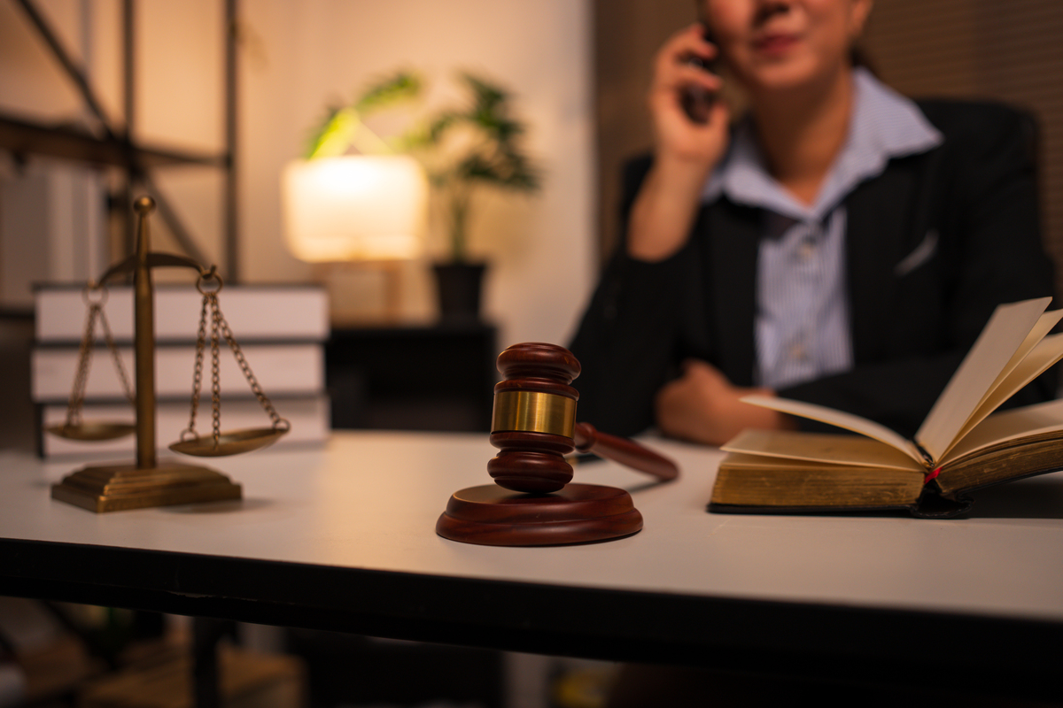 刑事案件律师怎么选？资深律师教你避坑！