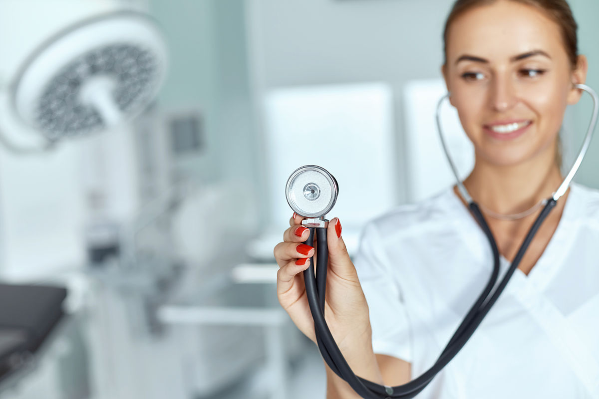 贵州女生上中专学校学什么专业好