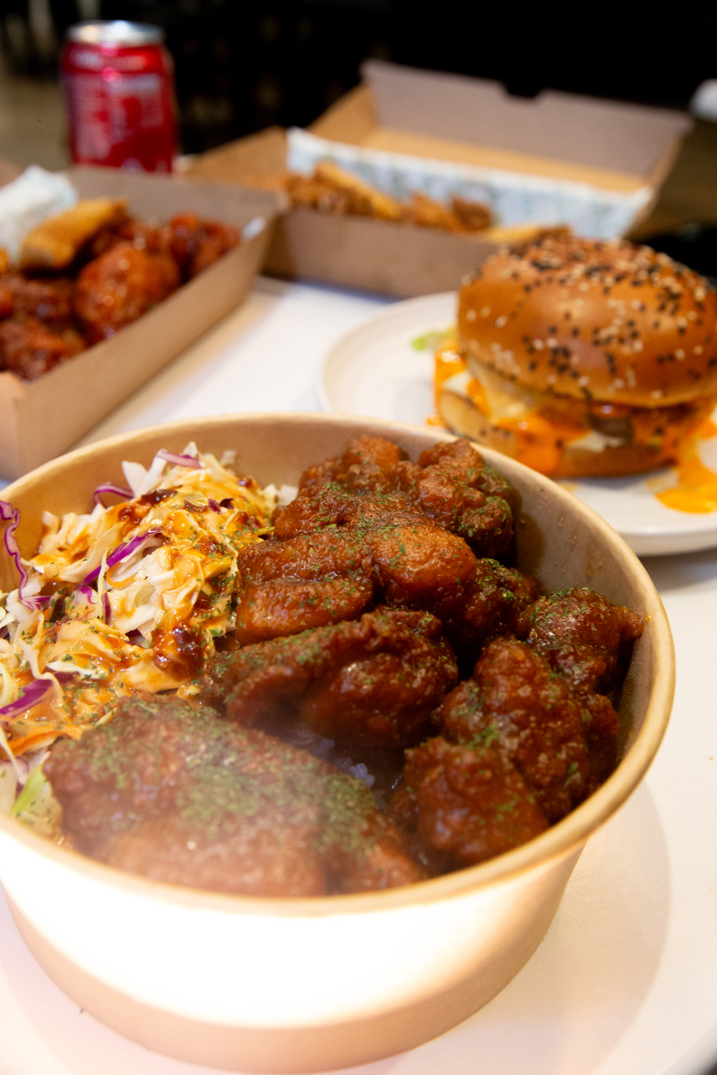 Hi can you propose ideas of starting up a Traditional Chinese Restaurant yum cha or a food shop that makes and sells dim sumChinese gourmet or Western foodsnackcake to be located in a university campu