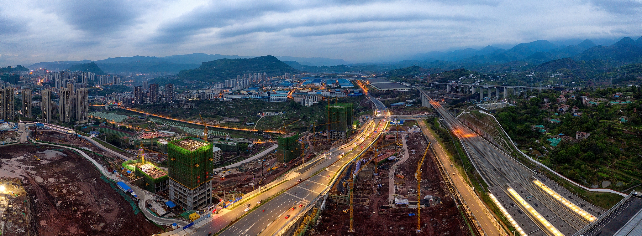 铁路建设投资大重庆高铁学校毕业就业好