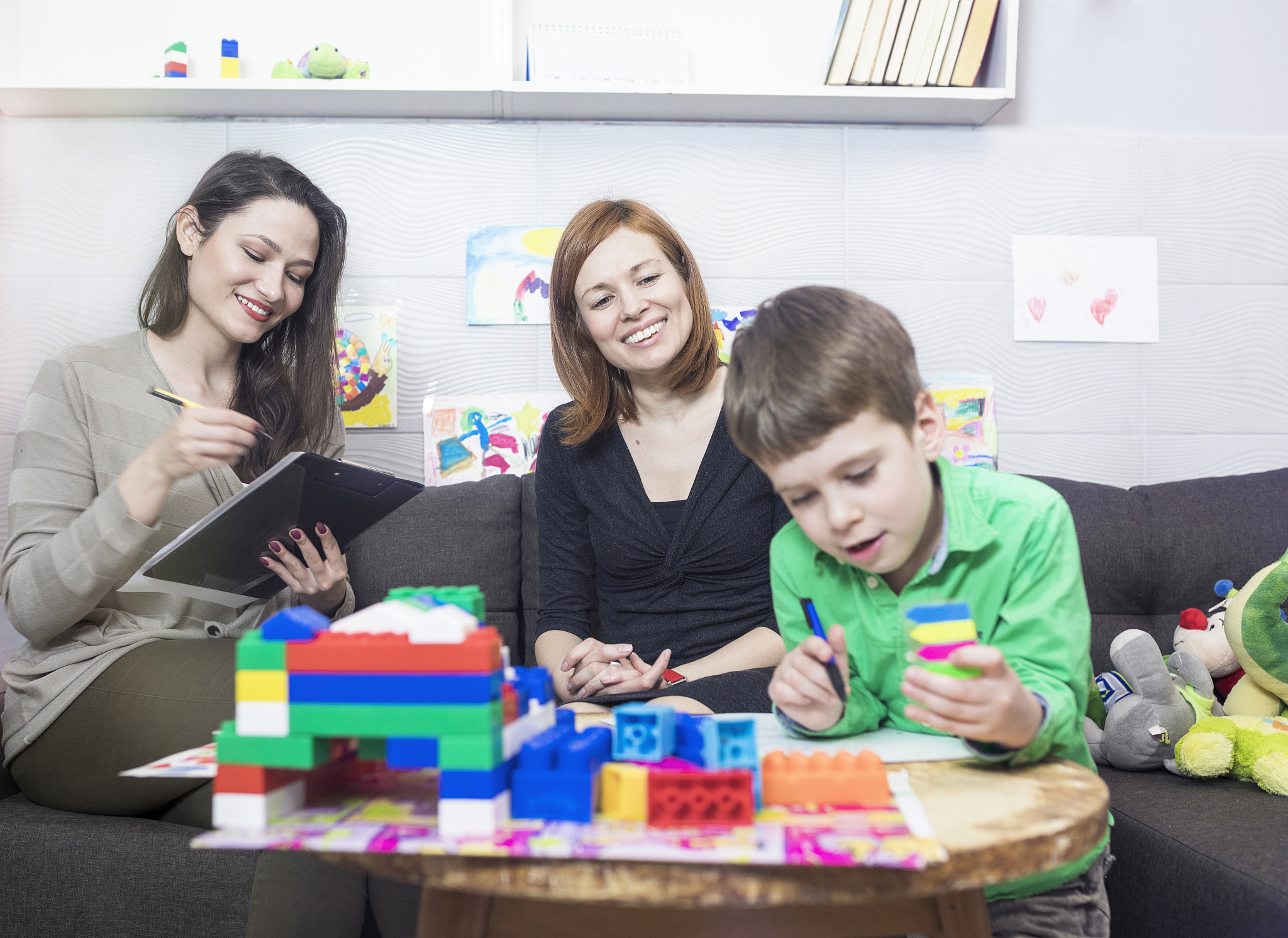从幼儿心理健康教育体系尚未形成层面论述幼儿心理健康教育存在问题的原因不少于500字。