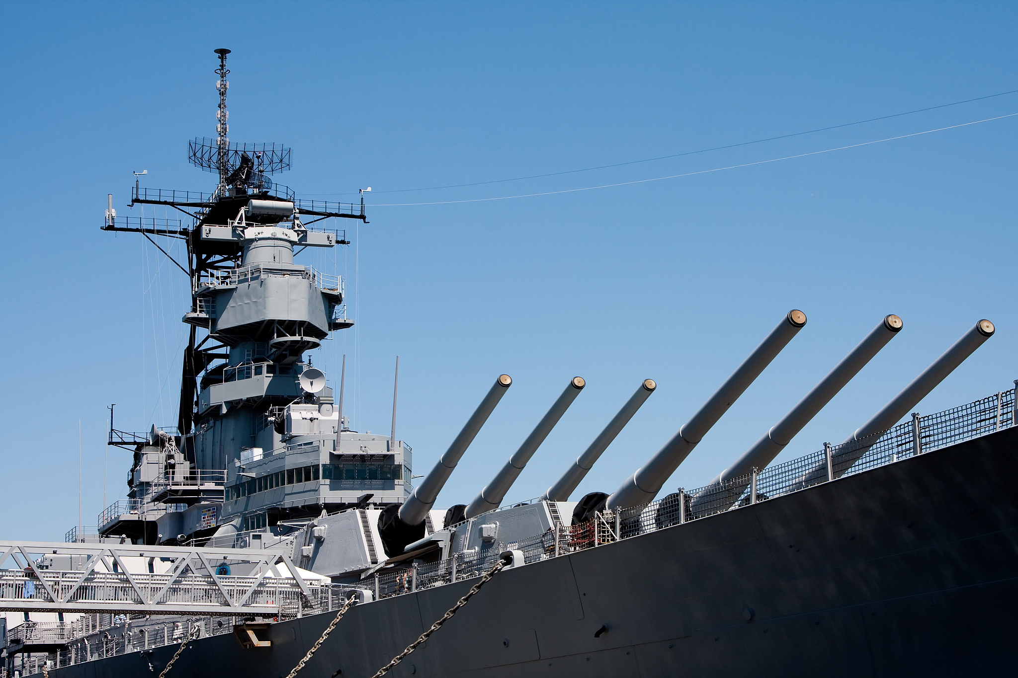 turrets on navy battle ship