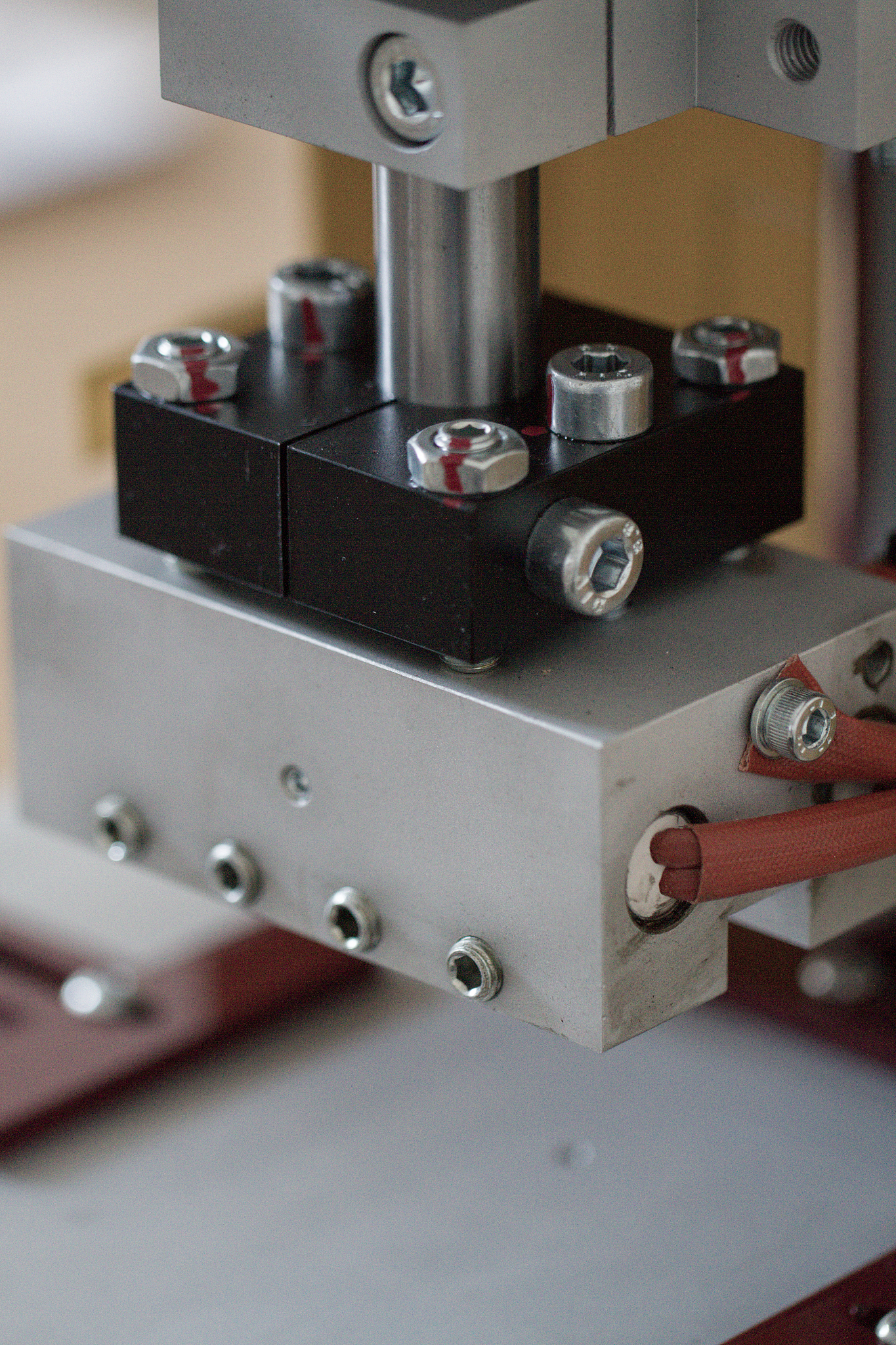 俄罗斯进口夹具公司及网站 - 寻找可靠供应商