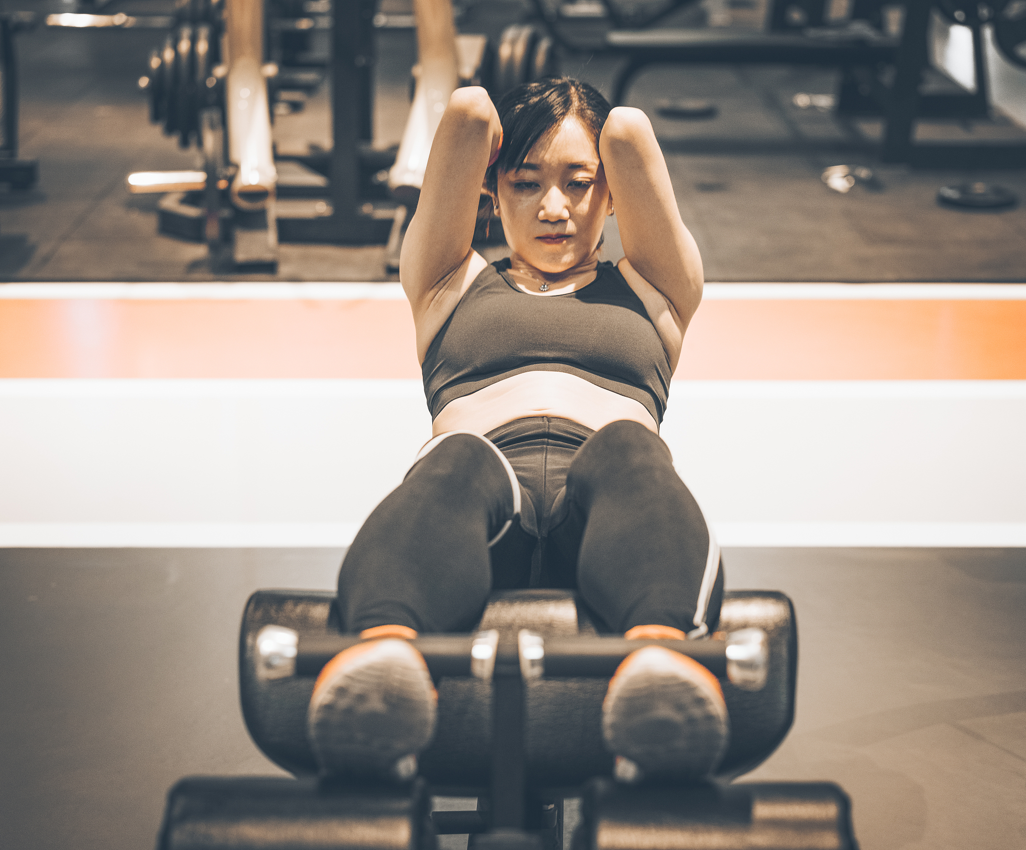 深蹲 300kg 到底有多强？| 实力解析