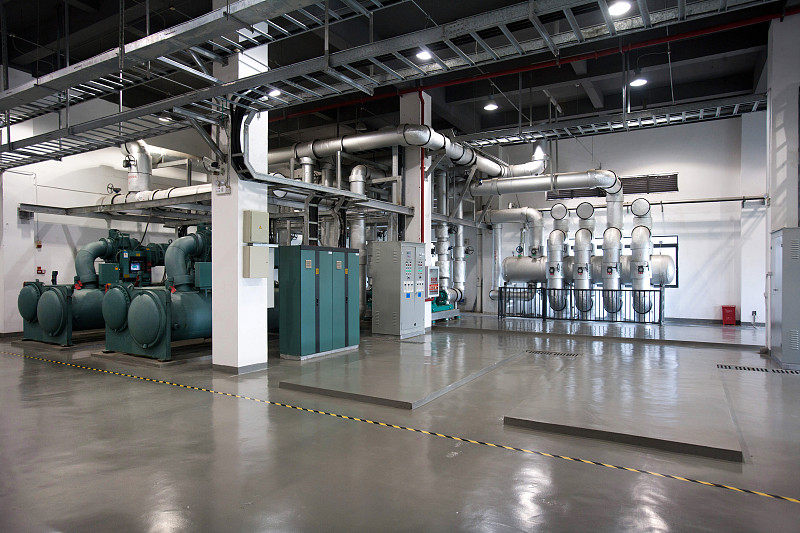 青岛哪能学制冷设备运用与维修？