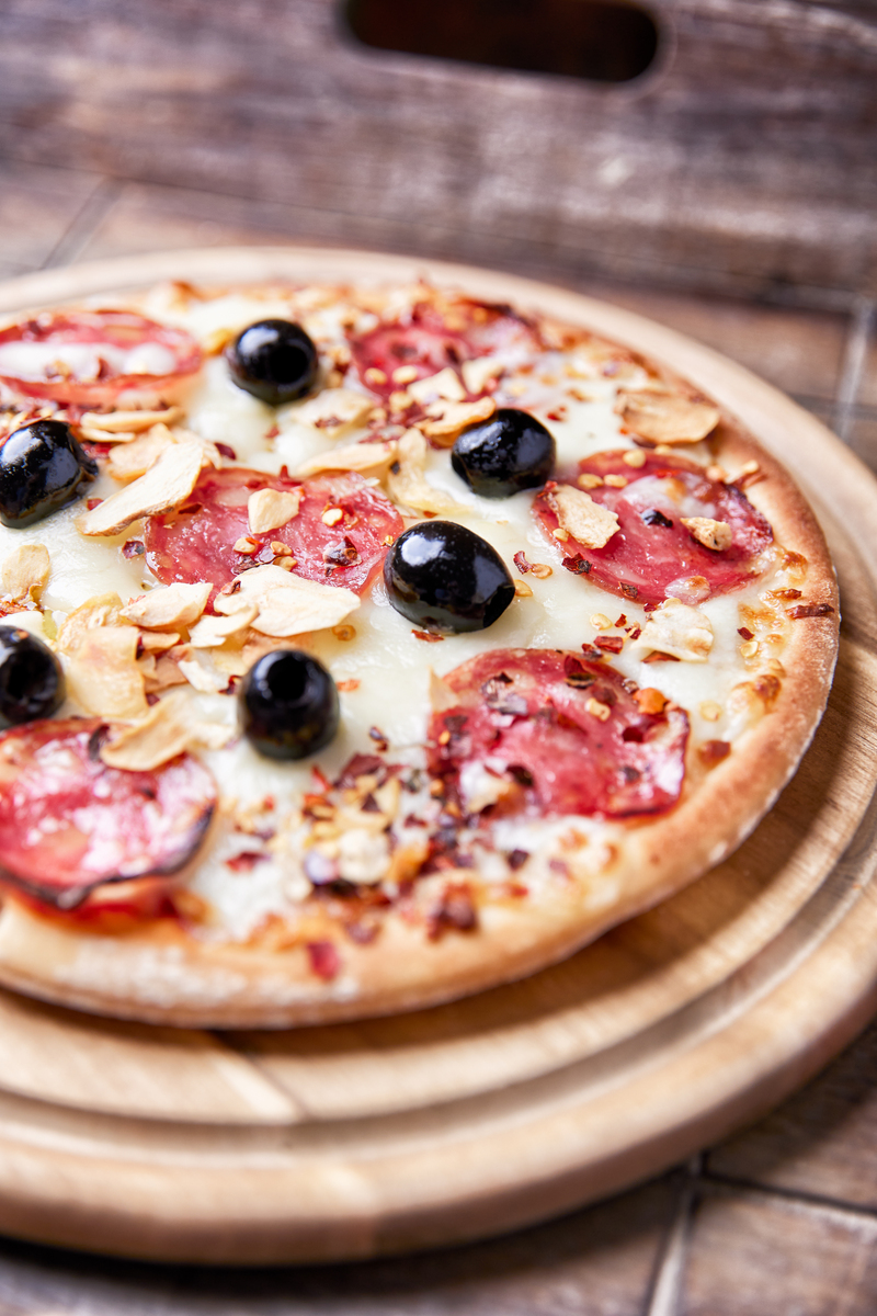 简单美味！芝士牛至披萨食谱 - 从厨房拯救你的周日下午