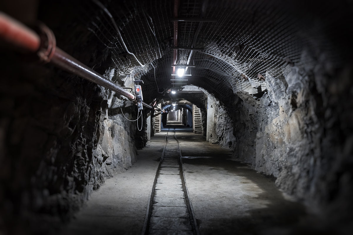 单层桩锚支护设计图纸包括几个内容