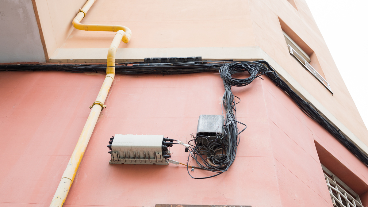 光伏接线盒常见故障及处理方法