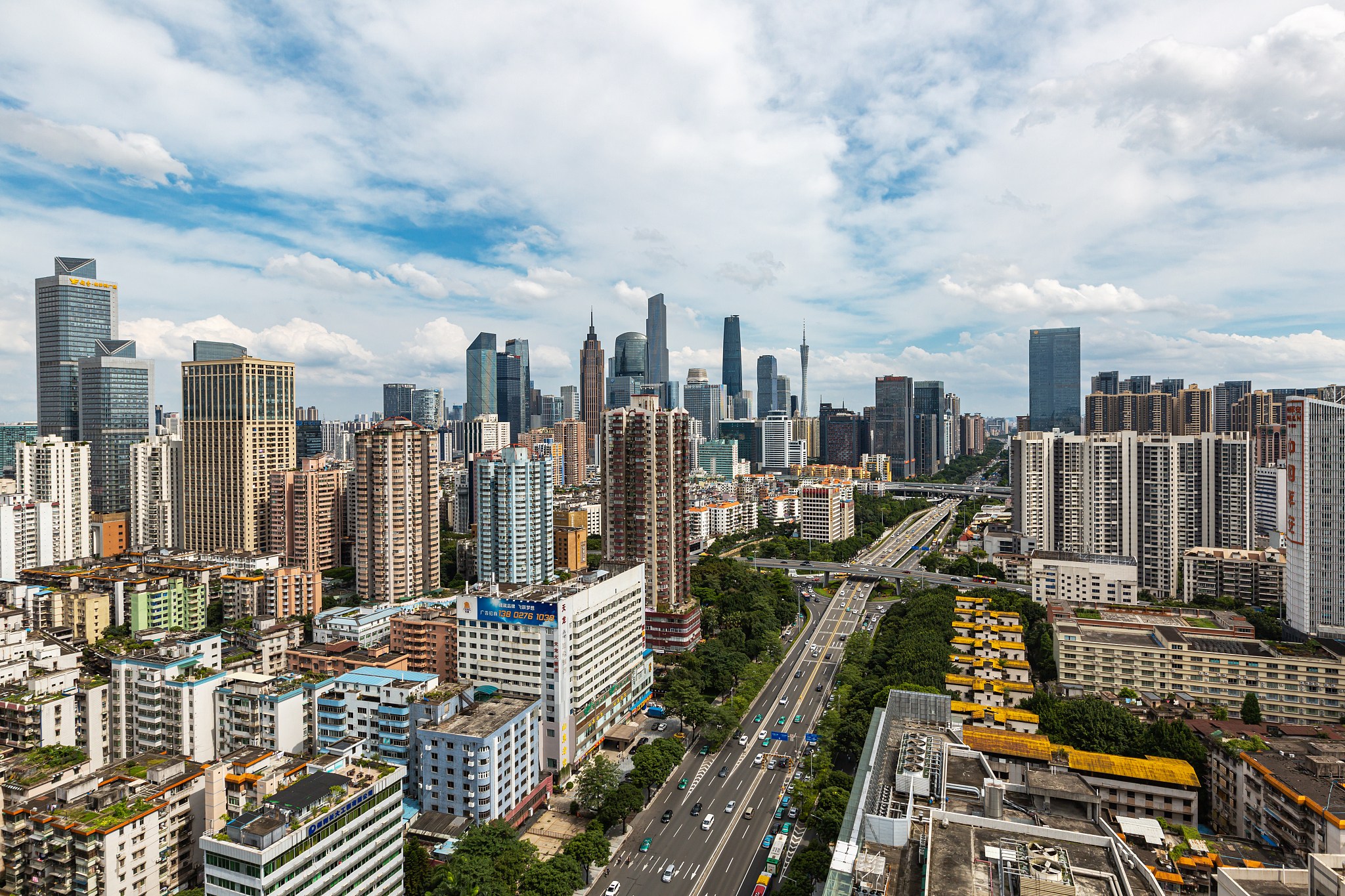 广州城市规划对城市生活的影响：宜居、发展、文化、安全