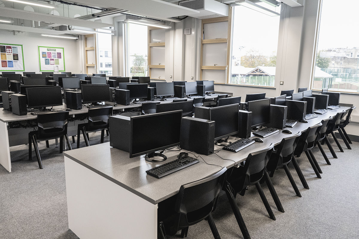 仙桃金园职业高级中学2021年热门专业推荐