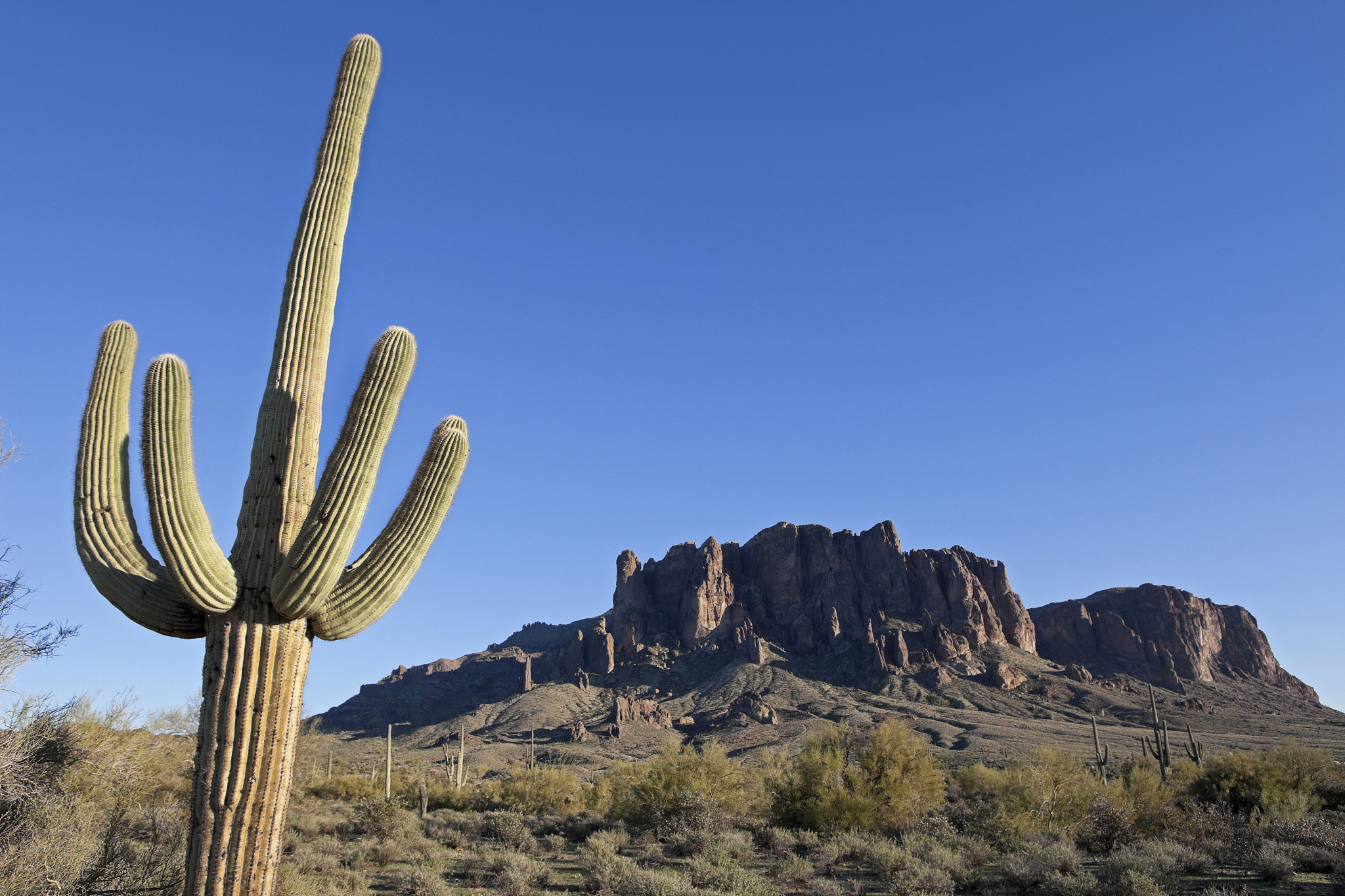 superstition mountains