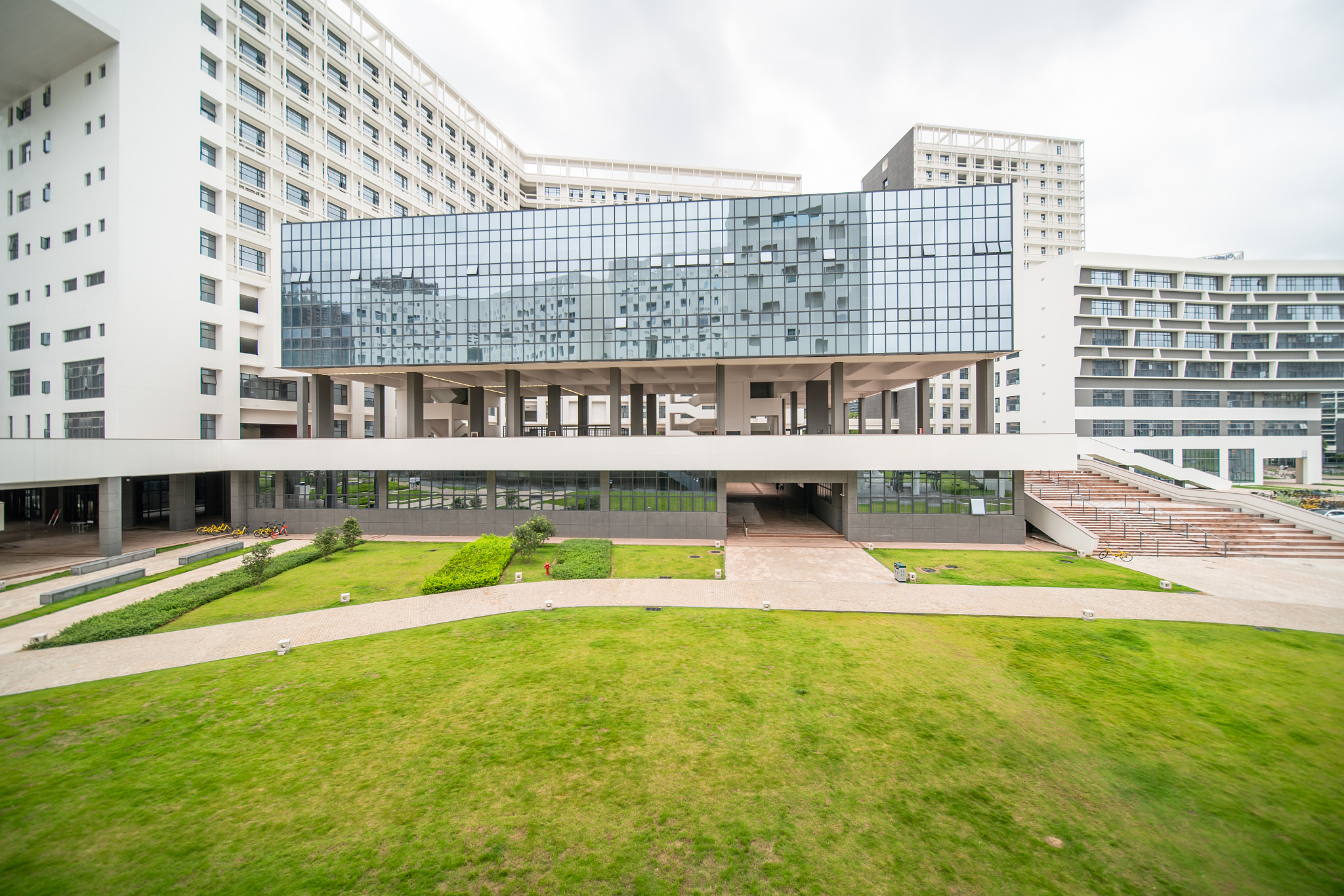 深圳大学怎么样-为什么用发散