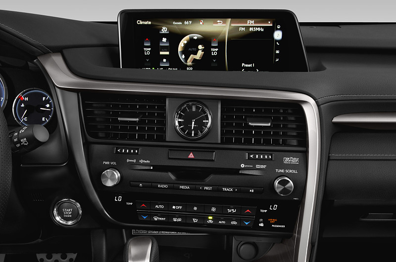 大众cc为什么高音有的有丹拿标有的没有