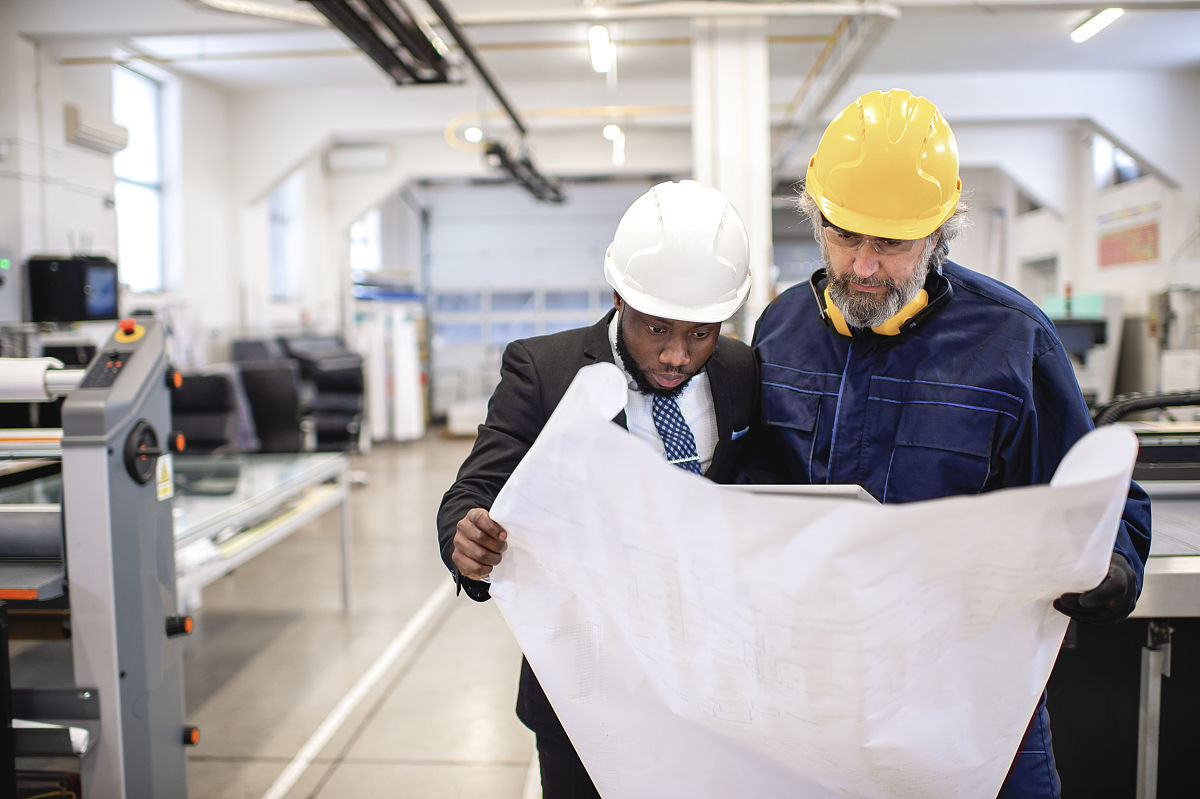 阐述化工行业一线领导对工人职业健康管理的影响机制研究研究背景1000字