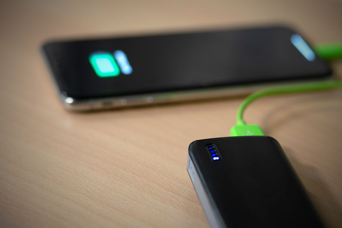 redmik40手机和sw6208的充电协议