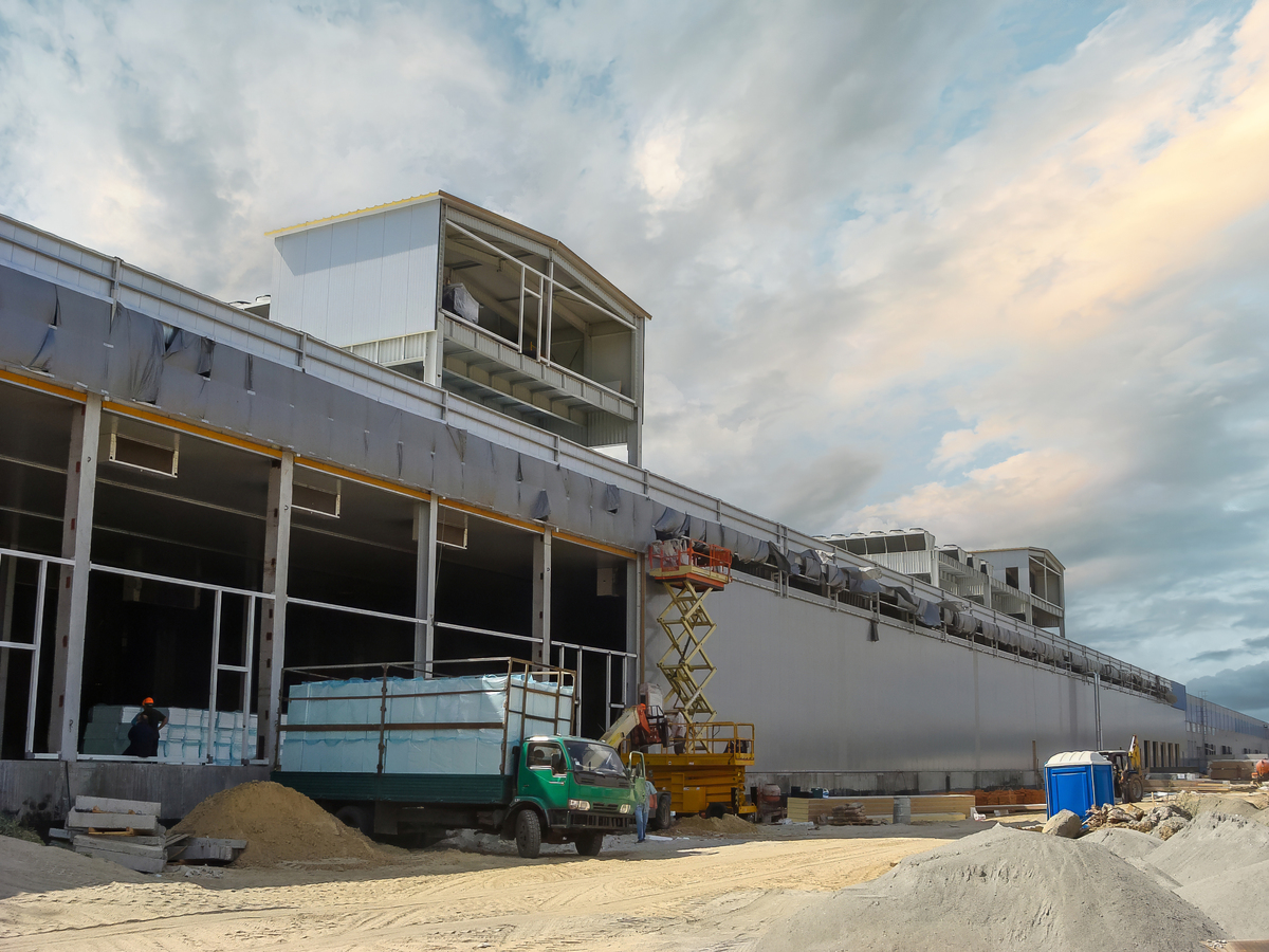 水泥厂制成和发运车间：水泥生产流程中的关键环节