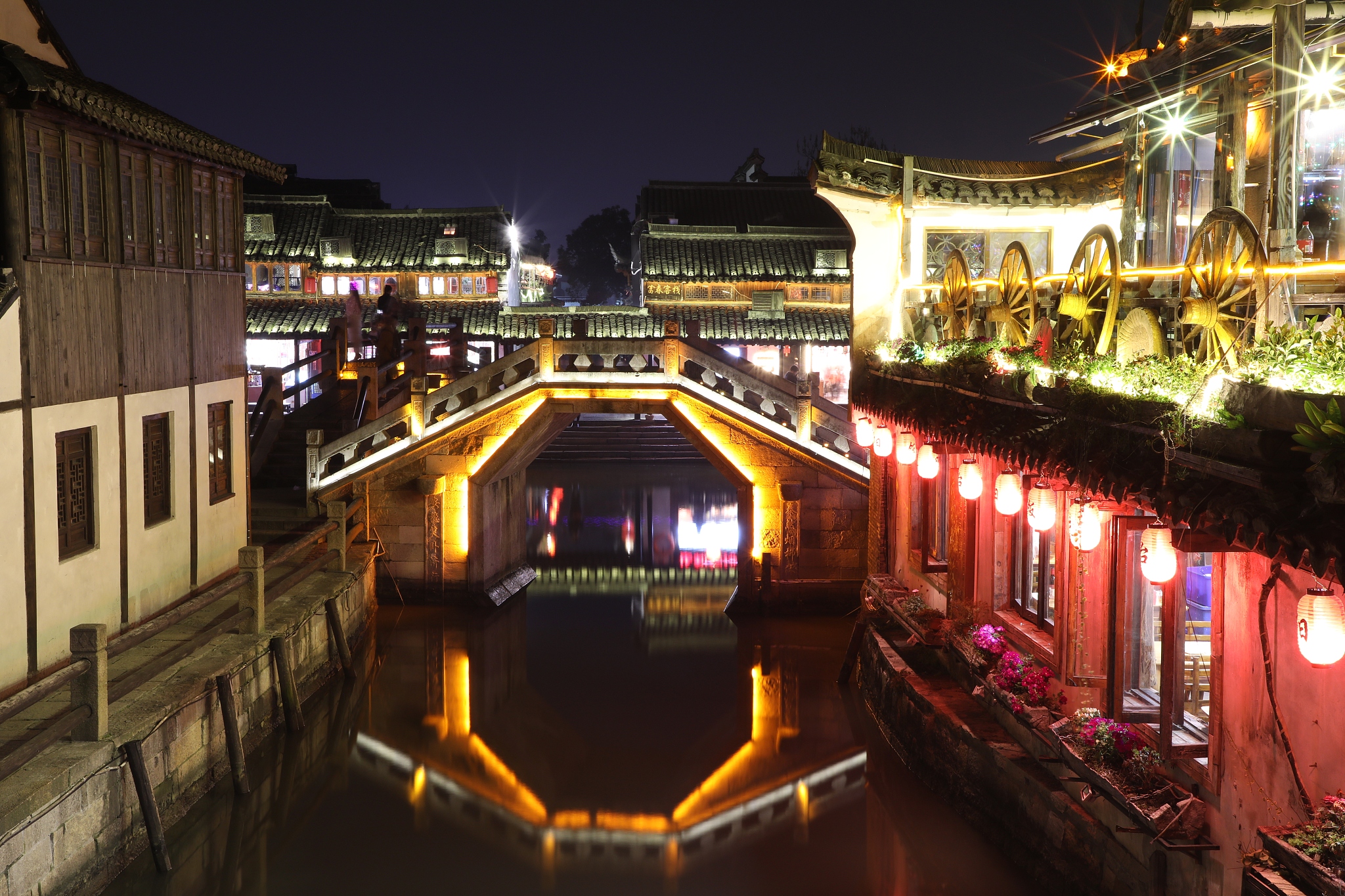 扬州古城之旅：探寻历史文化，品味美食美景