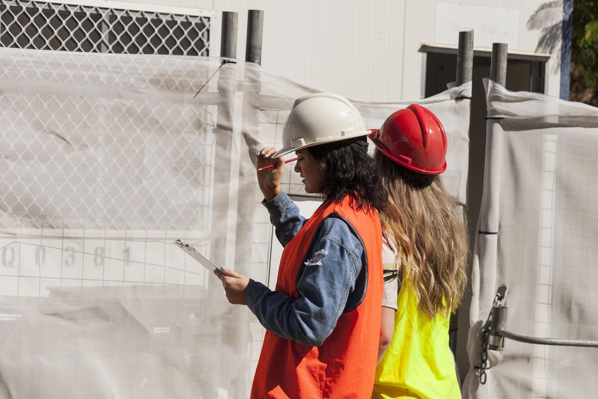 young women working in the construction industry