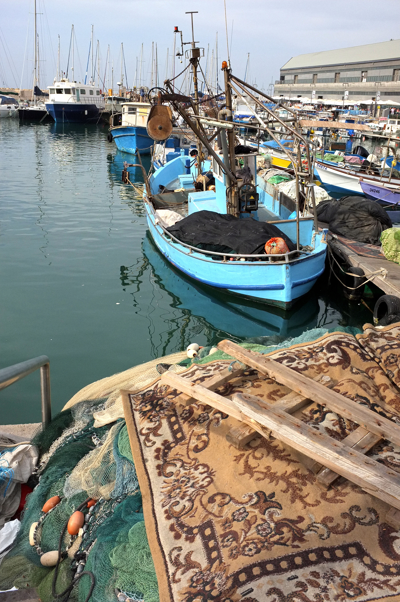the blue boat