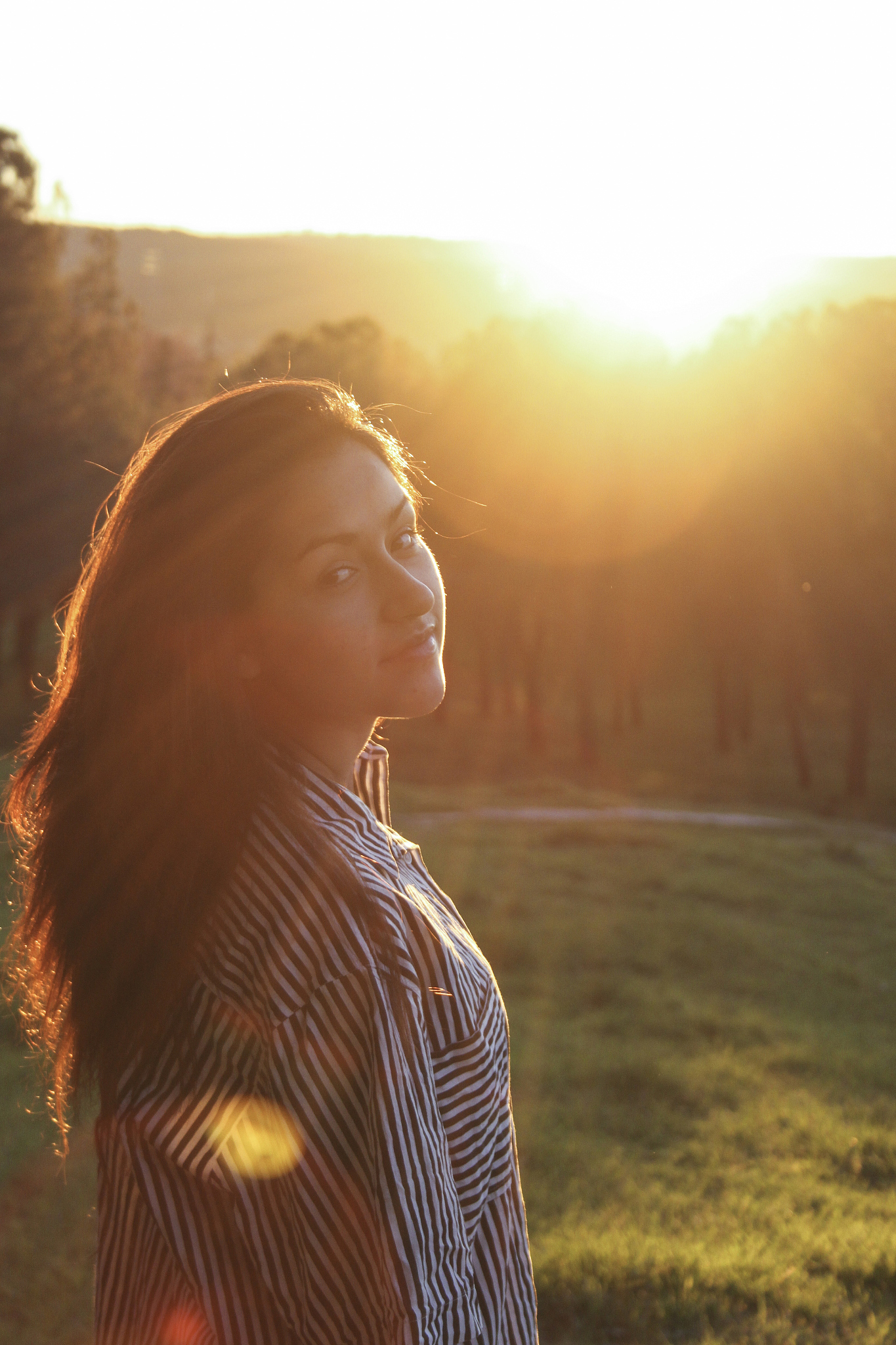 逆光拍照脸发黑？5个技巧教你轻松解决！