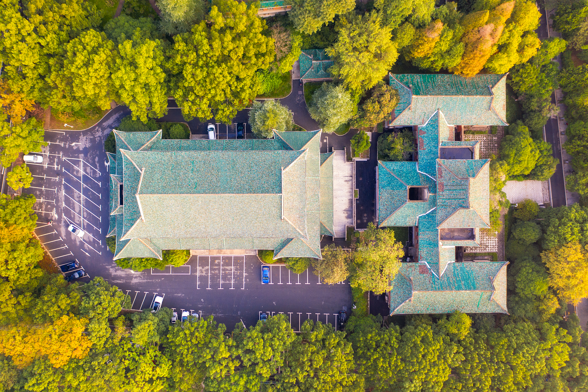 湖南专科分数线查询 - 2023年最新录取分数线公布