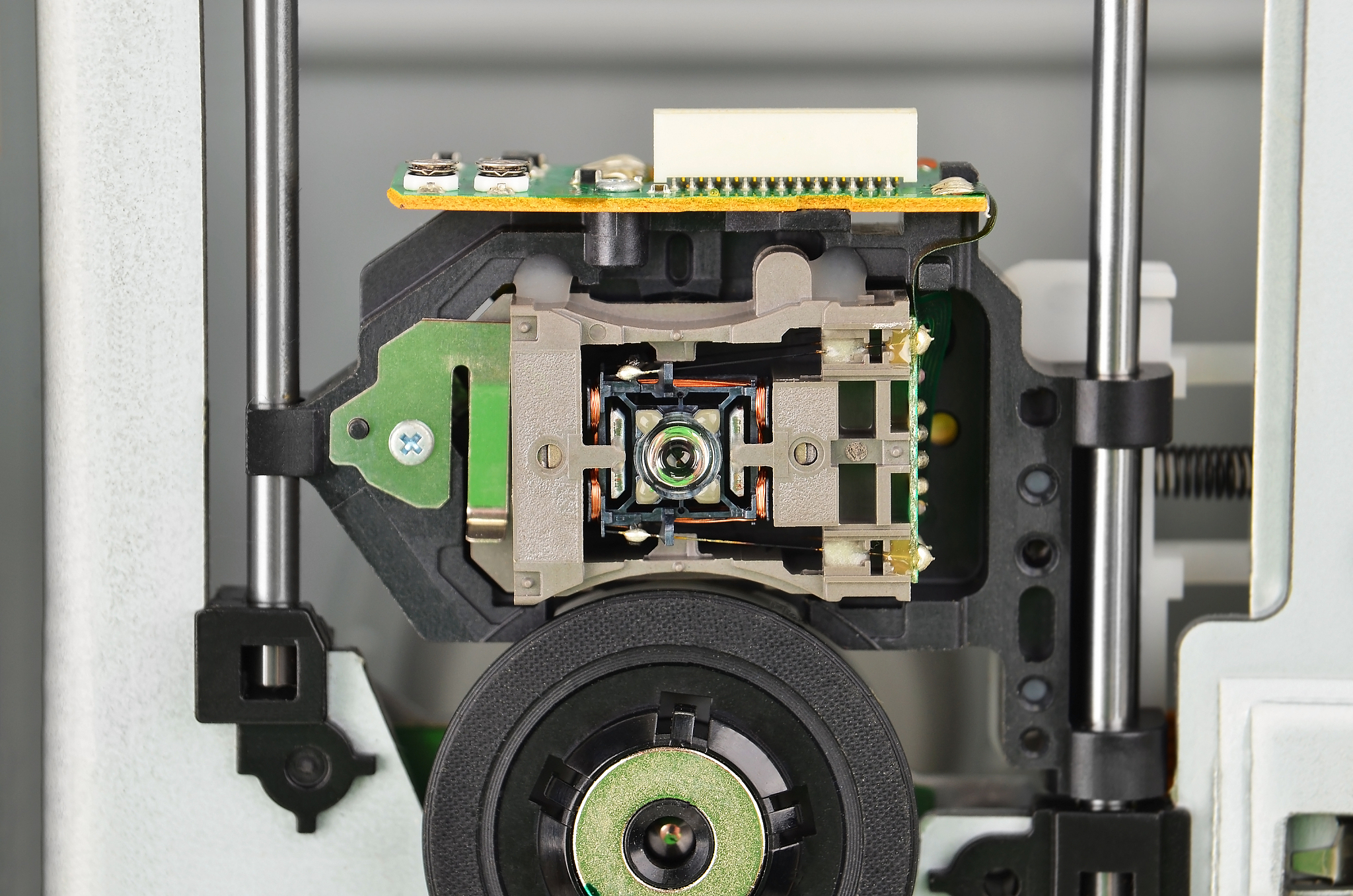 DVD 机结构详解：从机壳到遥控器