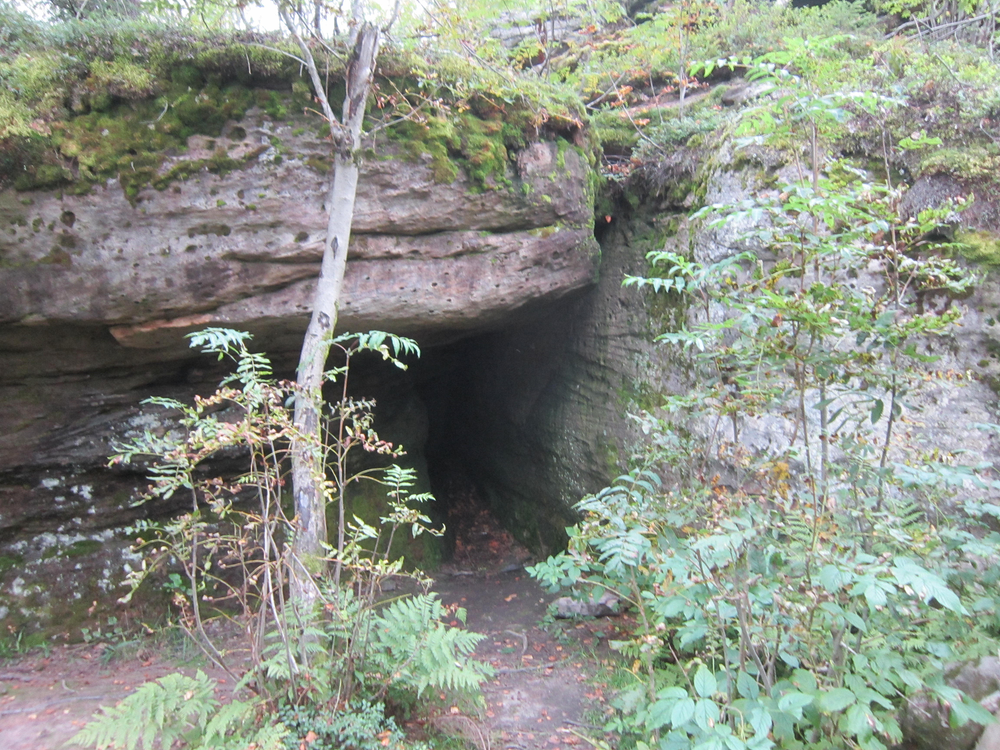 天斧砂宫地质公园地址：潮州市潮安区，坐标23°37′N，116°43′E