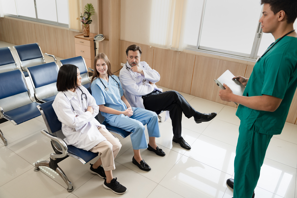 作为一名即将上岗的护理实习生运用心理护理学所学习的内容写一篇感想