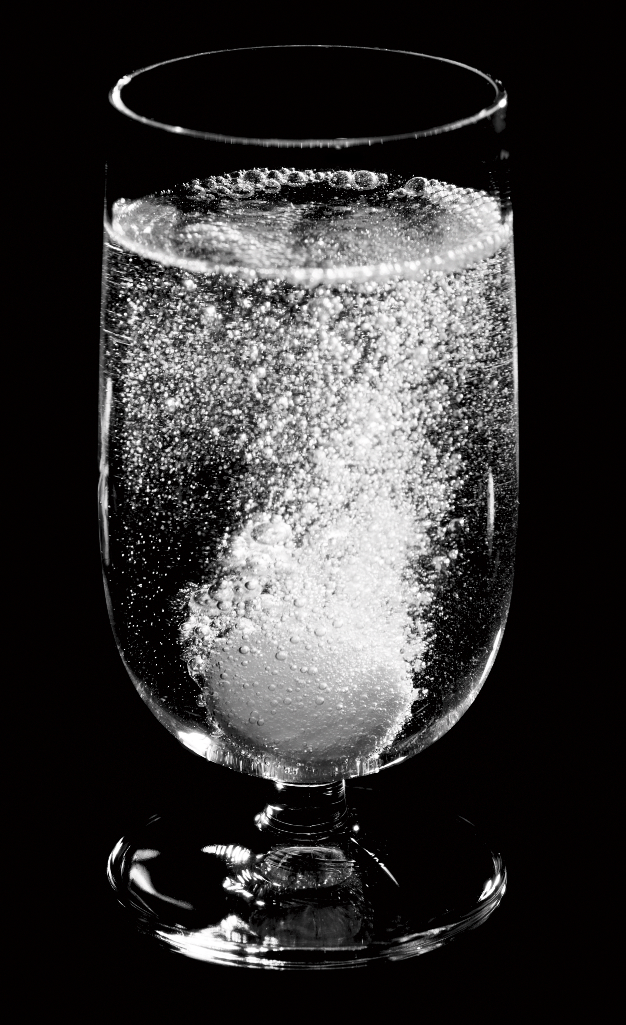 酚酞溶解度：水中溶解度为多少？