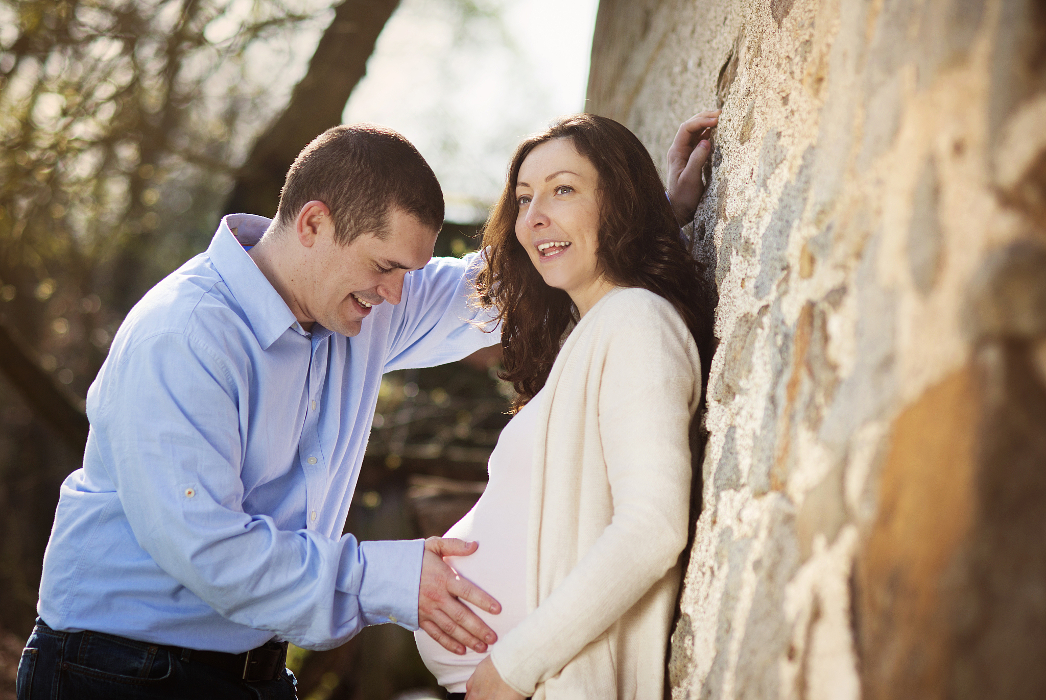 pregnant couple