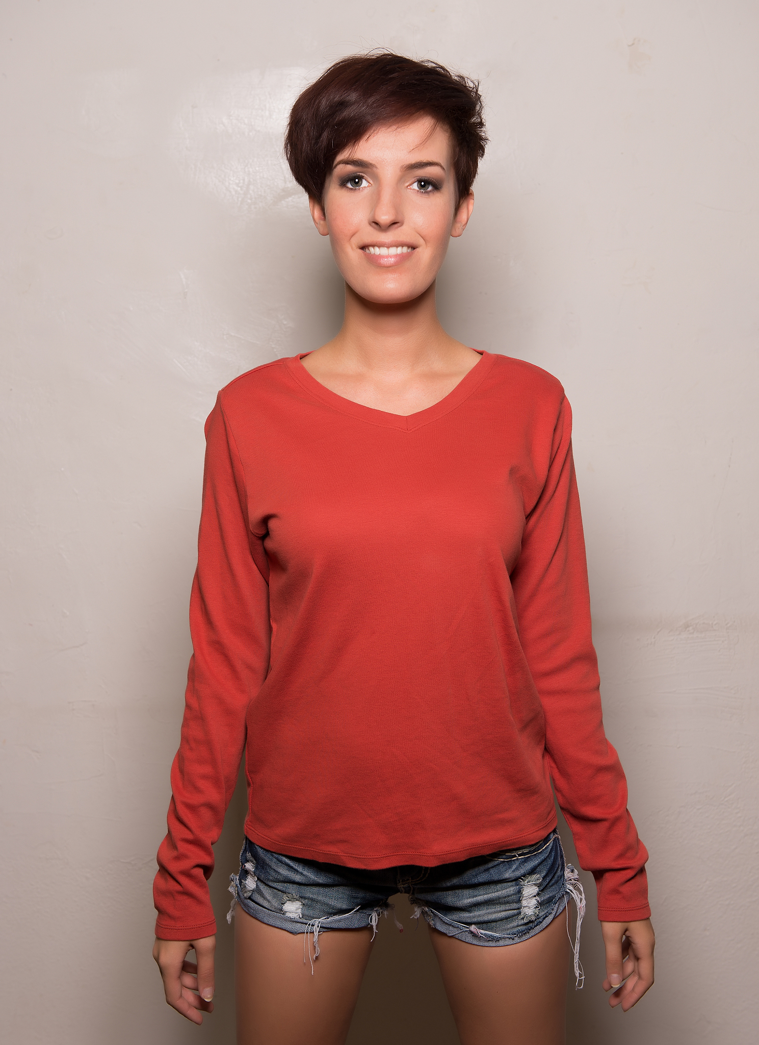 Women's Cash Round Neck Sweatshirt Reviews: Stylish, Comfortable, & Perfect for Any Occasion