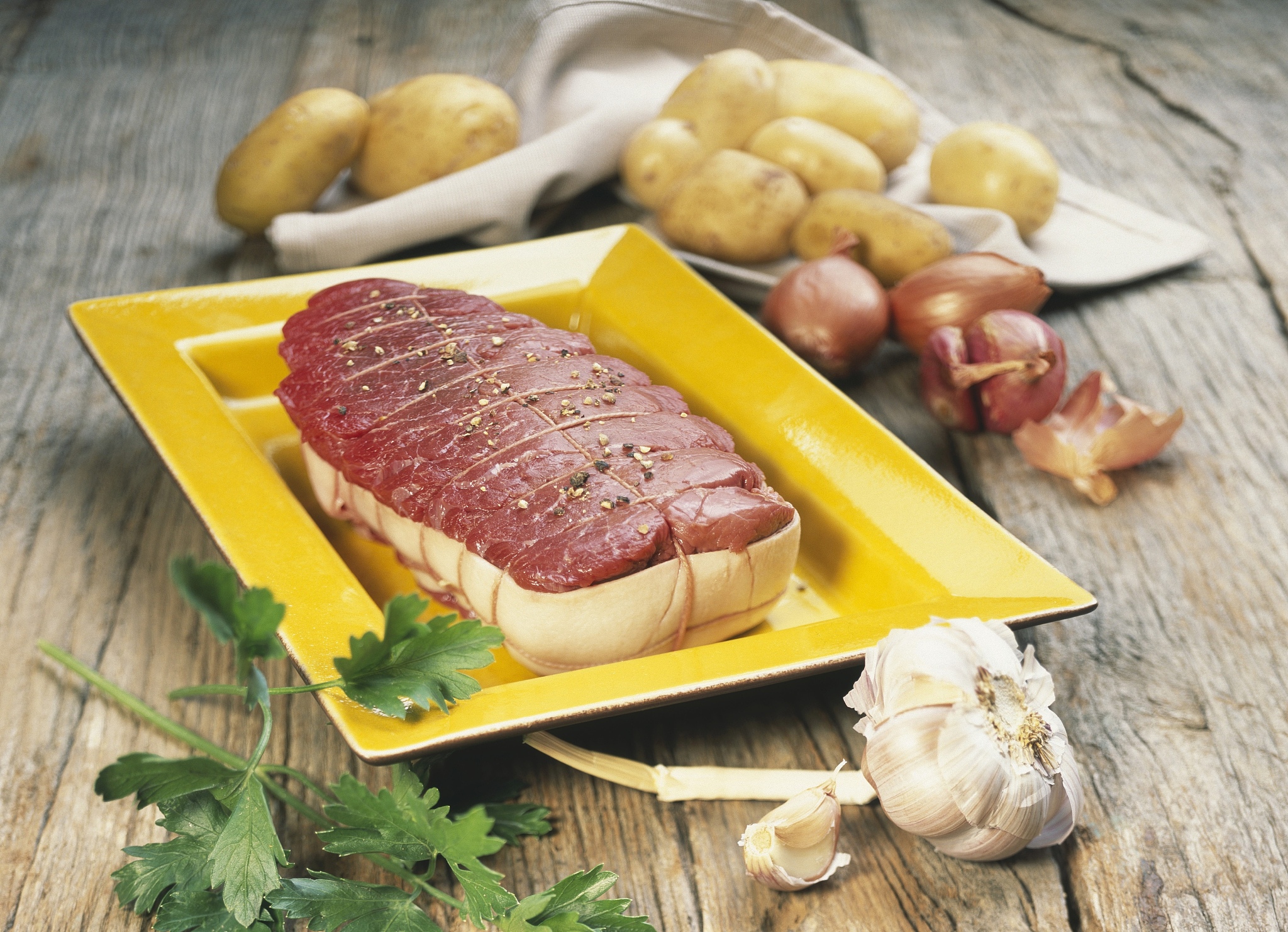 Plant-Based Meat Flavor Mimicry: Techniques and Ingredients