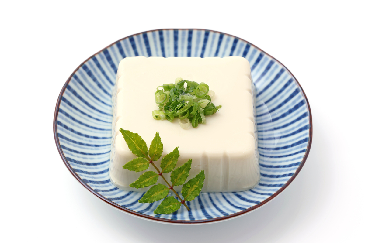 内酯豆腐用不用焯水，