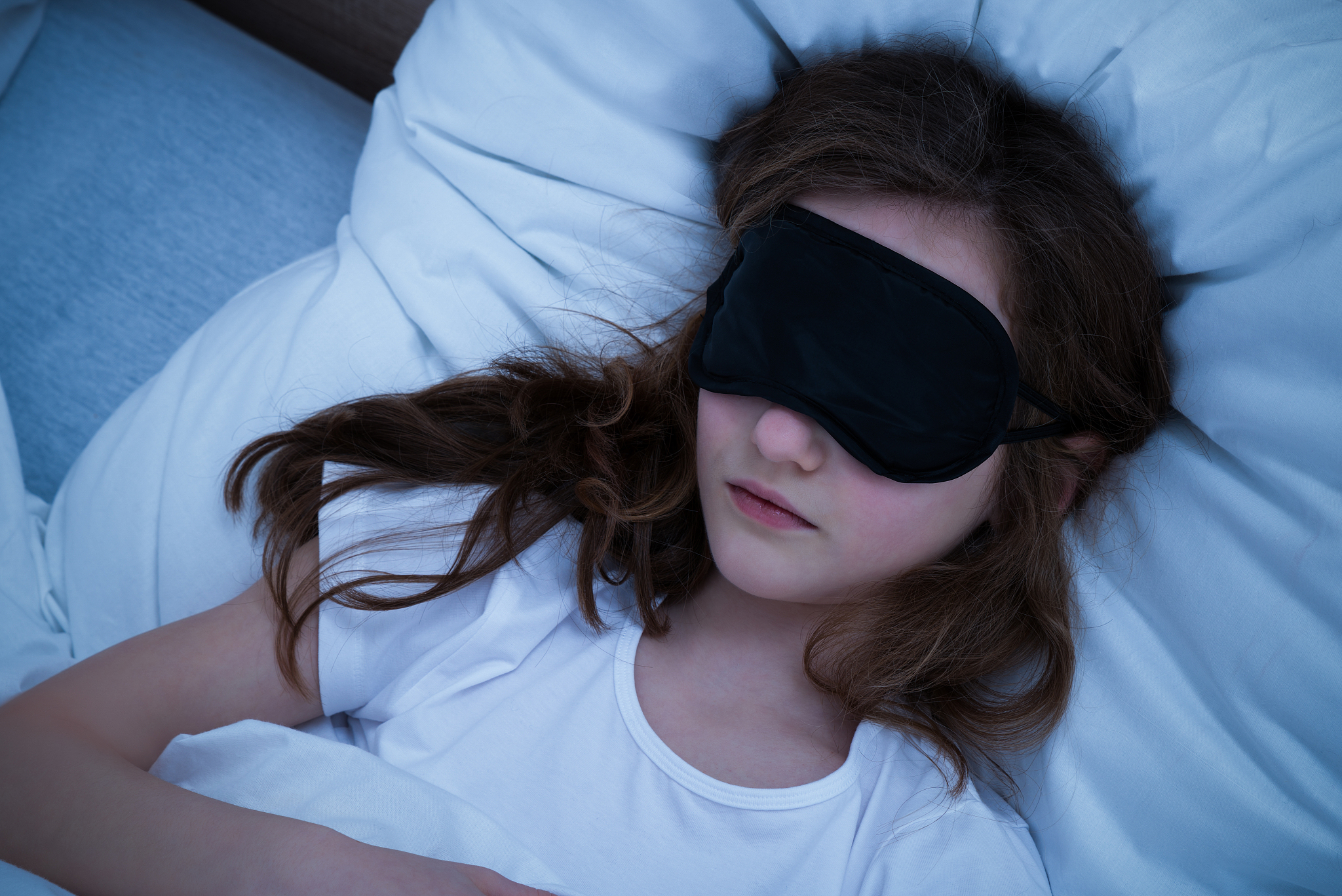 睡眠眼罩创意广告片设计：当代年轻人摆烂入睡的生活态度